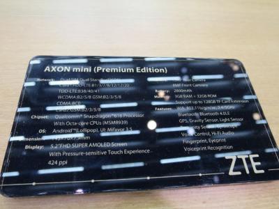 ZTE Axon Mini MWC specification photo