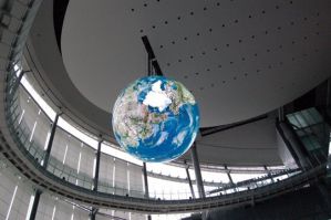 Mitsubishi installed a 6-meter OLED 'sphere' in Tokyo's Science