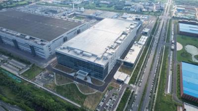 Visionox flexible AMOLED module production line in Hefei