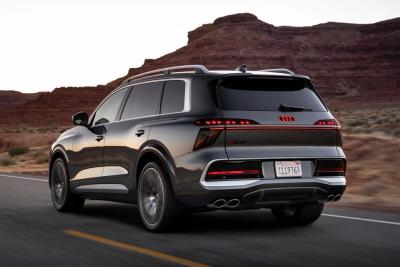 The 2027 Audi Q9 with 3rd-Gen OLED lighting