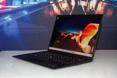 Lenovo ThinkPad X1 Carbon photo