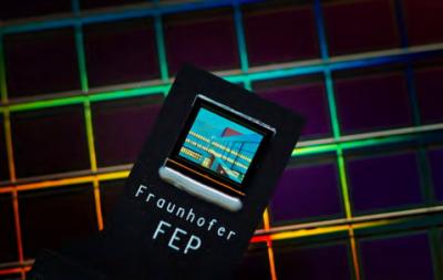Fraunhofer SVGA bi-directional OLED microdisplay photo