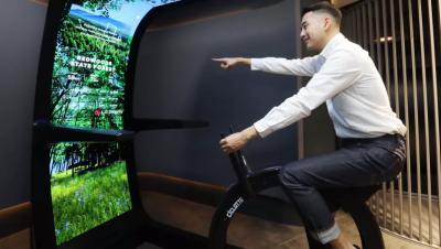 LG Display Virtual Ride (CES 2022)
