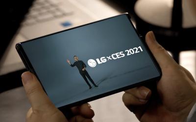LG rollable smartphone teaser photo CES 2021