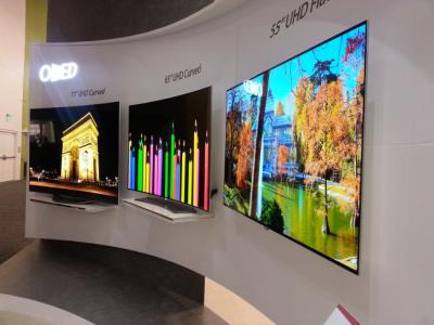 LG Display OLED TV panels at SID 2015