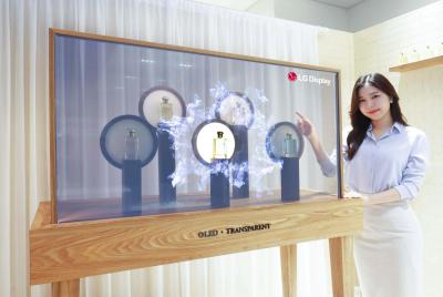 LG Display Shopping Managing Showcase at CES 2022