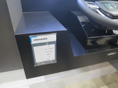 Samsung unbreakable automotive display (SID 2018)