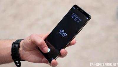 Vivo smartphone with Synaptics Clear ID  (CES 2018)